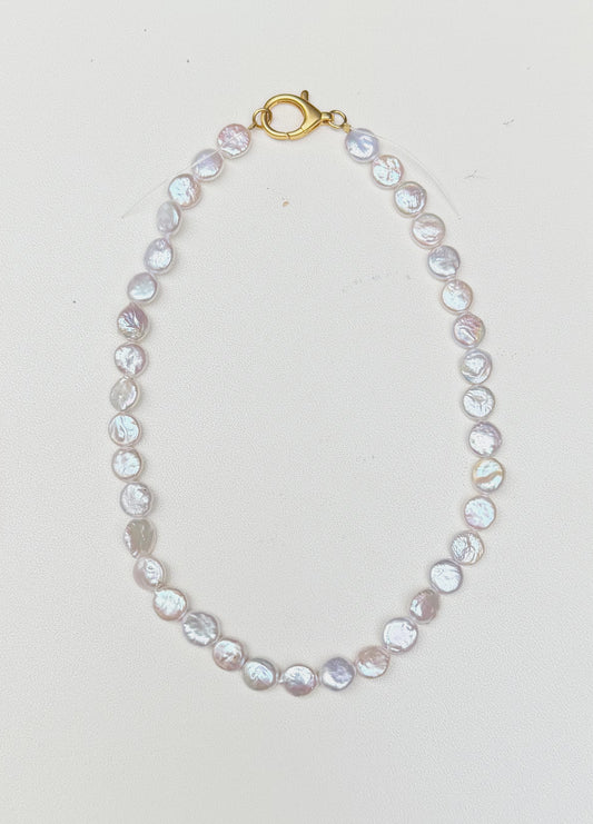 classy pearl choker