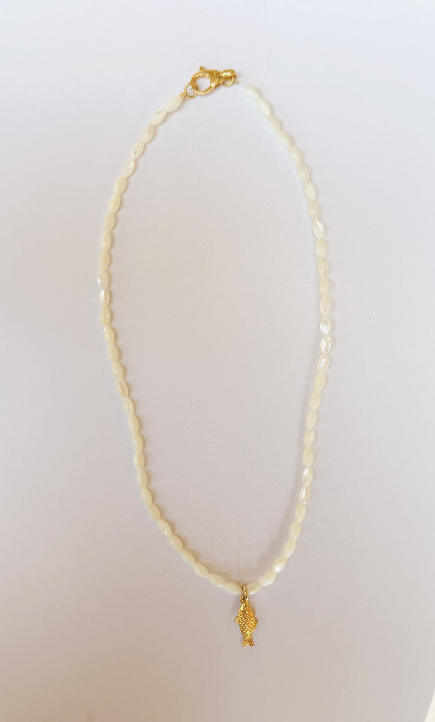 pearl guppy necklace